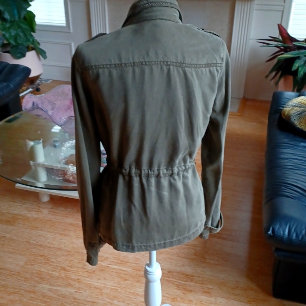 Max Studio Army Green Drawstring Jacket, Size Sma… - image 2